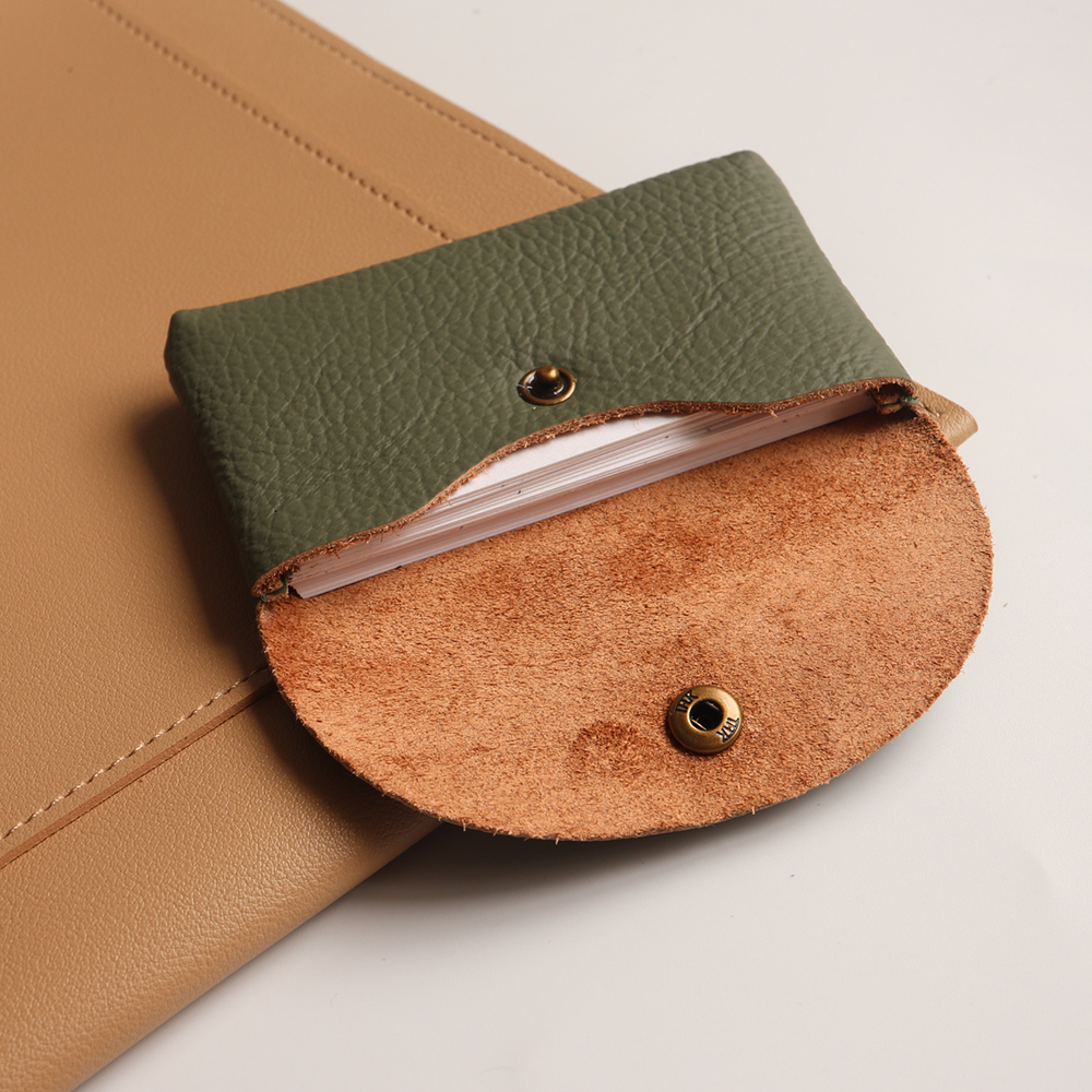Aangepaste letters kleine kaar - Luxury Bags Consignment recensie en prijs