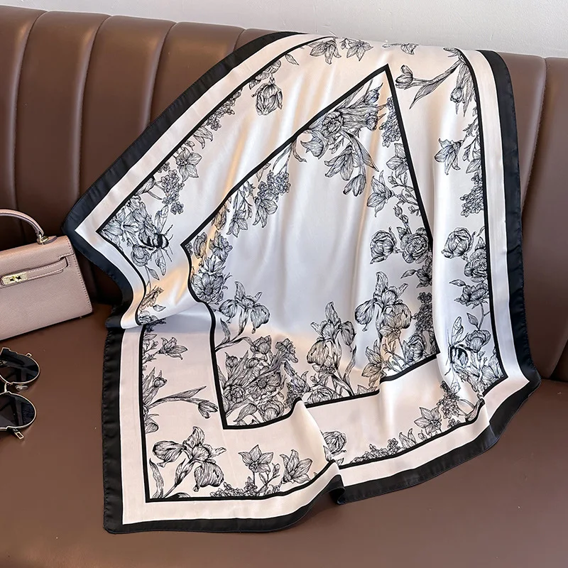 70*70Cm Luxe Bloemenprint Zijd - Luxury Bags Duffle recensie en prijs