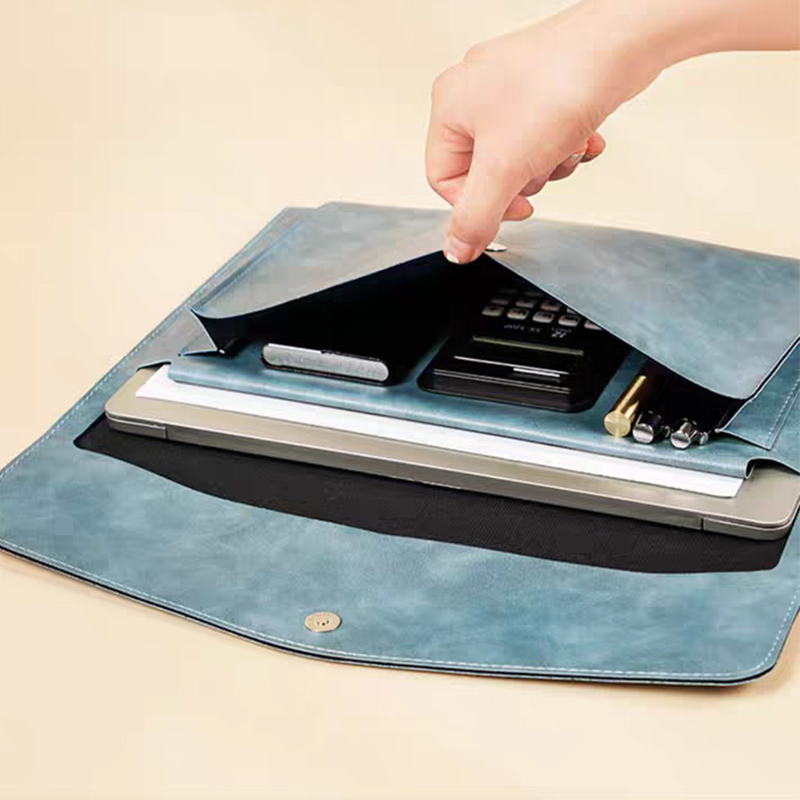 Aangepaste letters lederen A4  - Luxury Bags Consignment recensie en prijs